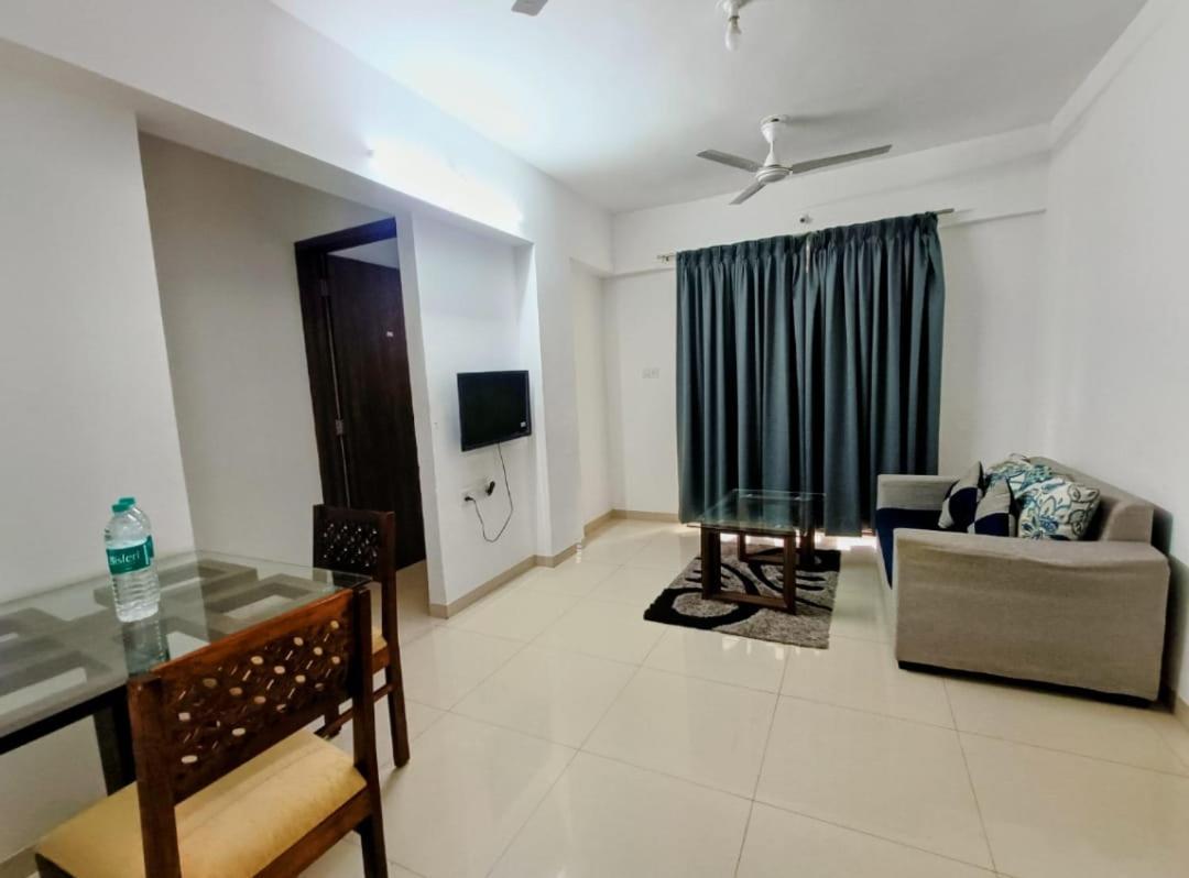 Ornate Service Apartments Pune Eksteriør billede
